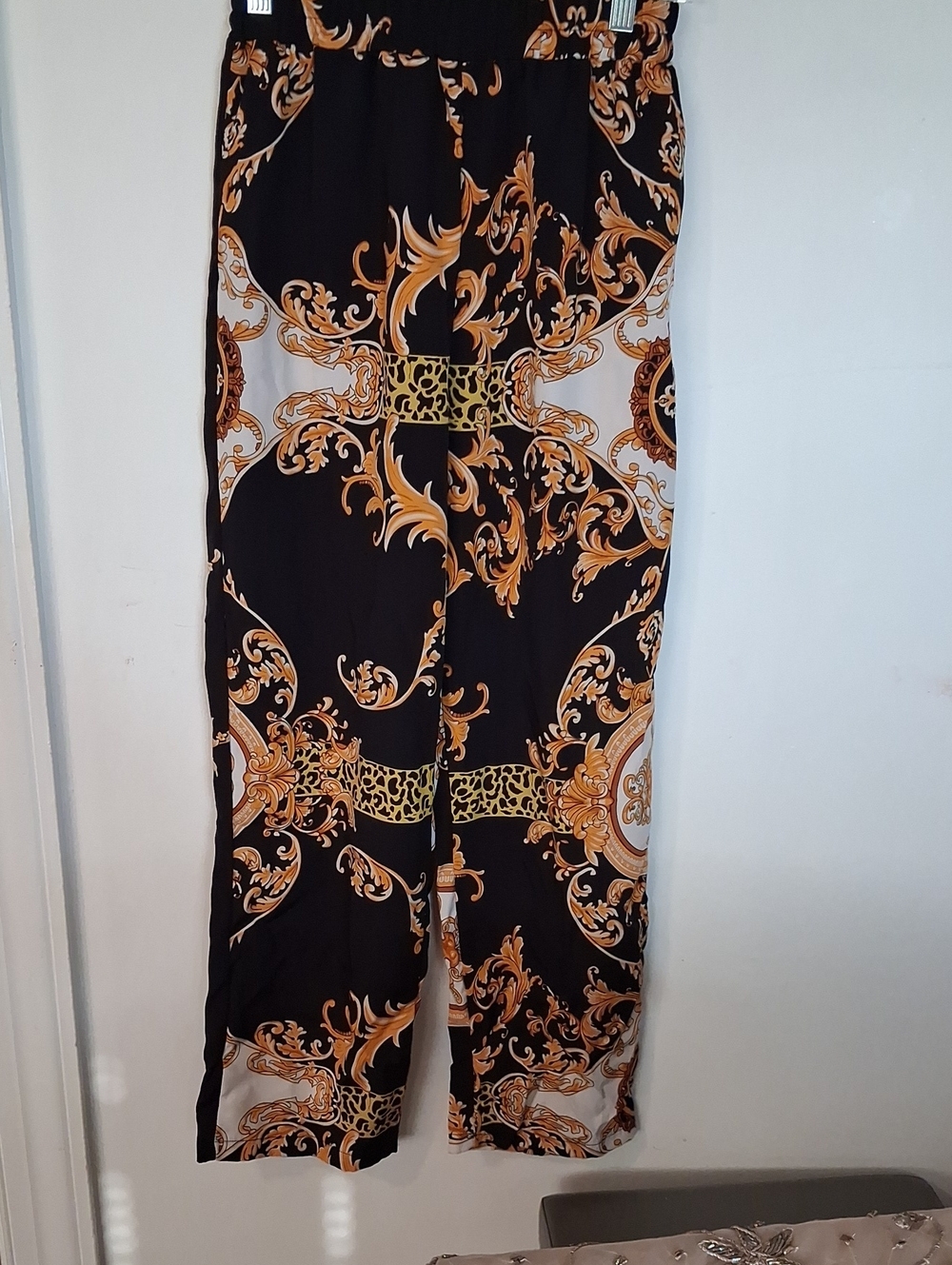 Zanzea Black Wide-Leg Pants with Gold Baroque Print